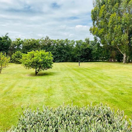 Chateau Le Cross Apartment Martinborough Ngoại thất bức ảnh